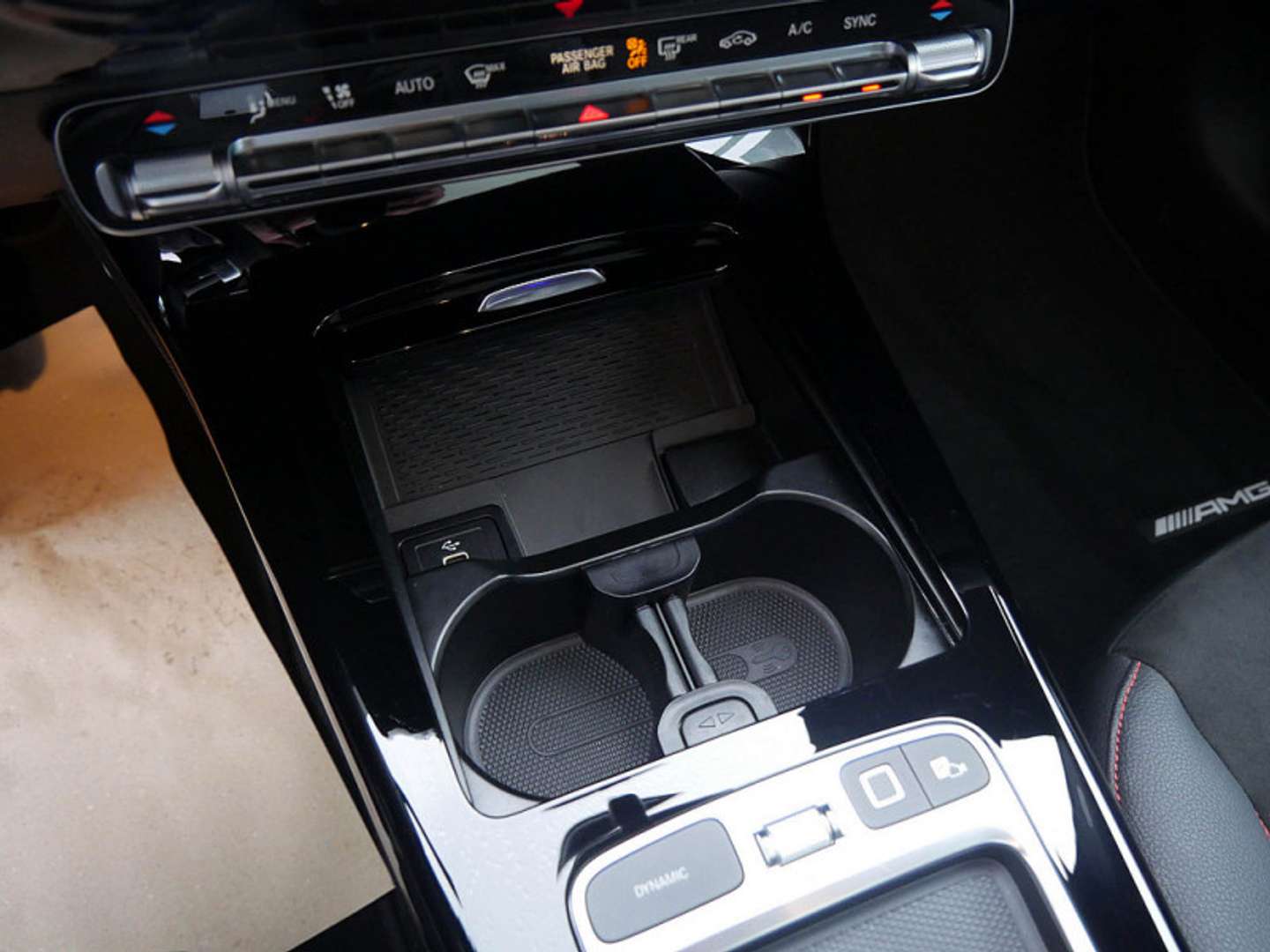 Mercedes CLA 200 200 AMG Line - 2025 - Joinsteer - #5