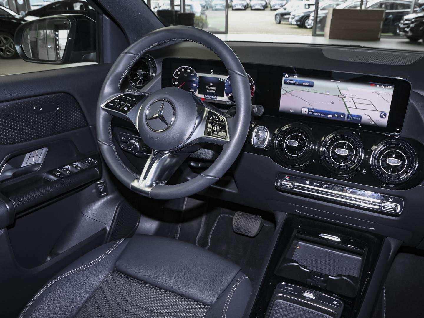 Mercedes GLA 200 - 2024 - Joinsteer - #6