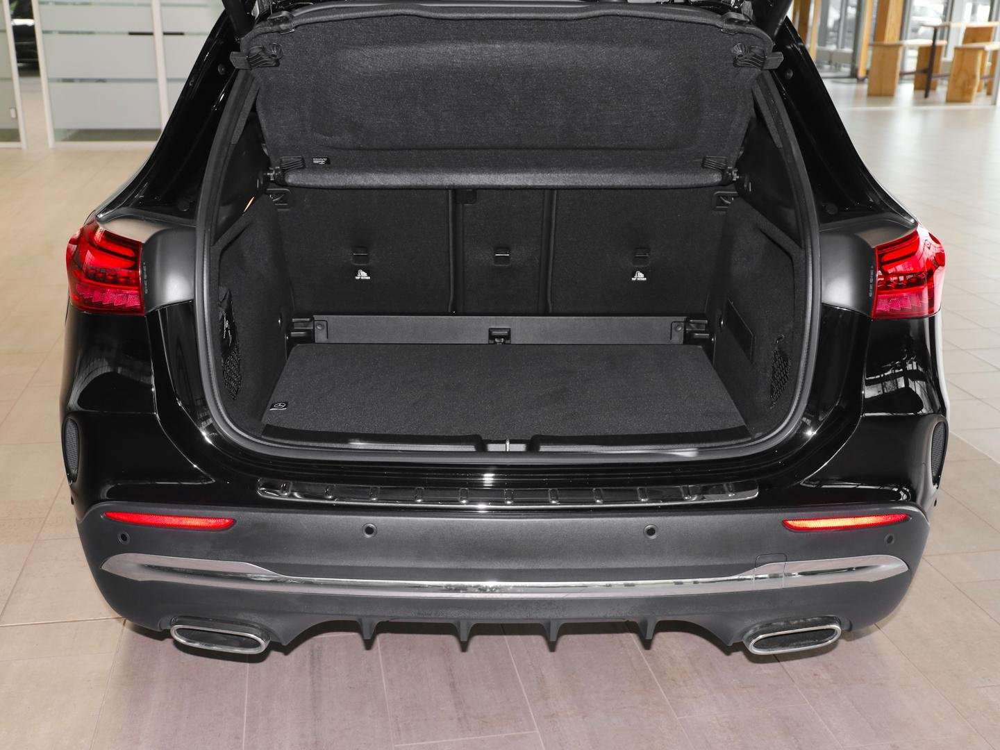 Mercedes GLA 200 AMG Line - 2024 - Joinsteer - #12