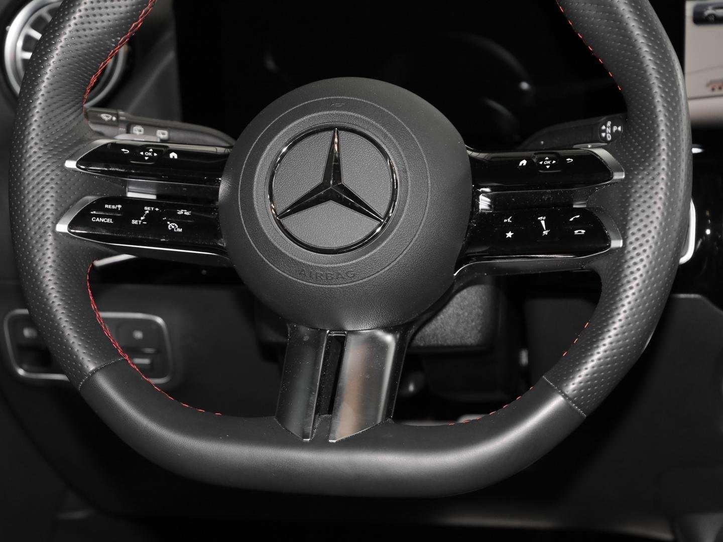 Mercedes GLA 200 AMG Line - 2024 - Joinsteer - #16