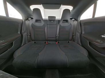 Mercedes CLA 180 — photo 6