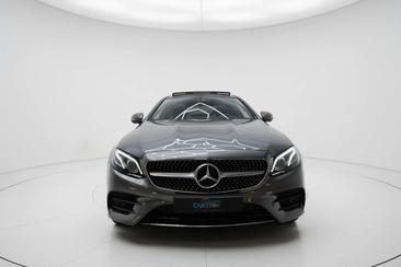 Mercedes Classe E Coupé 300 AMG Line — photo 4