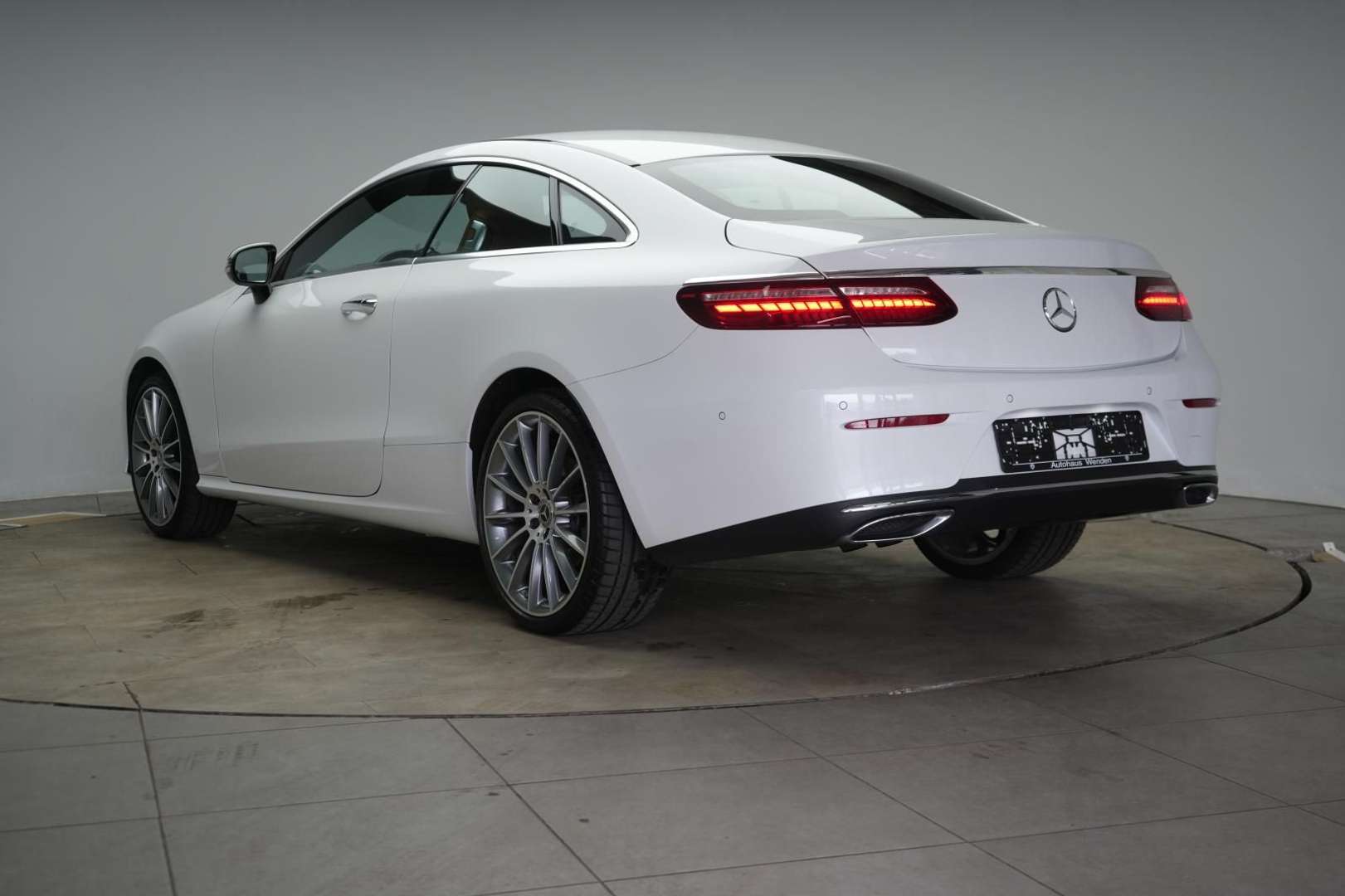 Mercedes Classe E Coupé 220 Avantgarde - 2023 - Joinsteer - #3