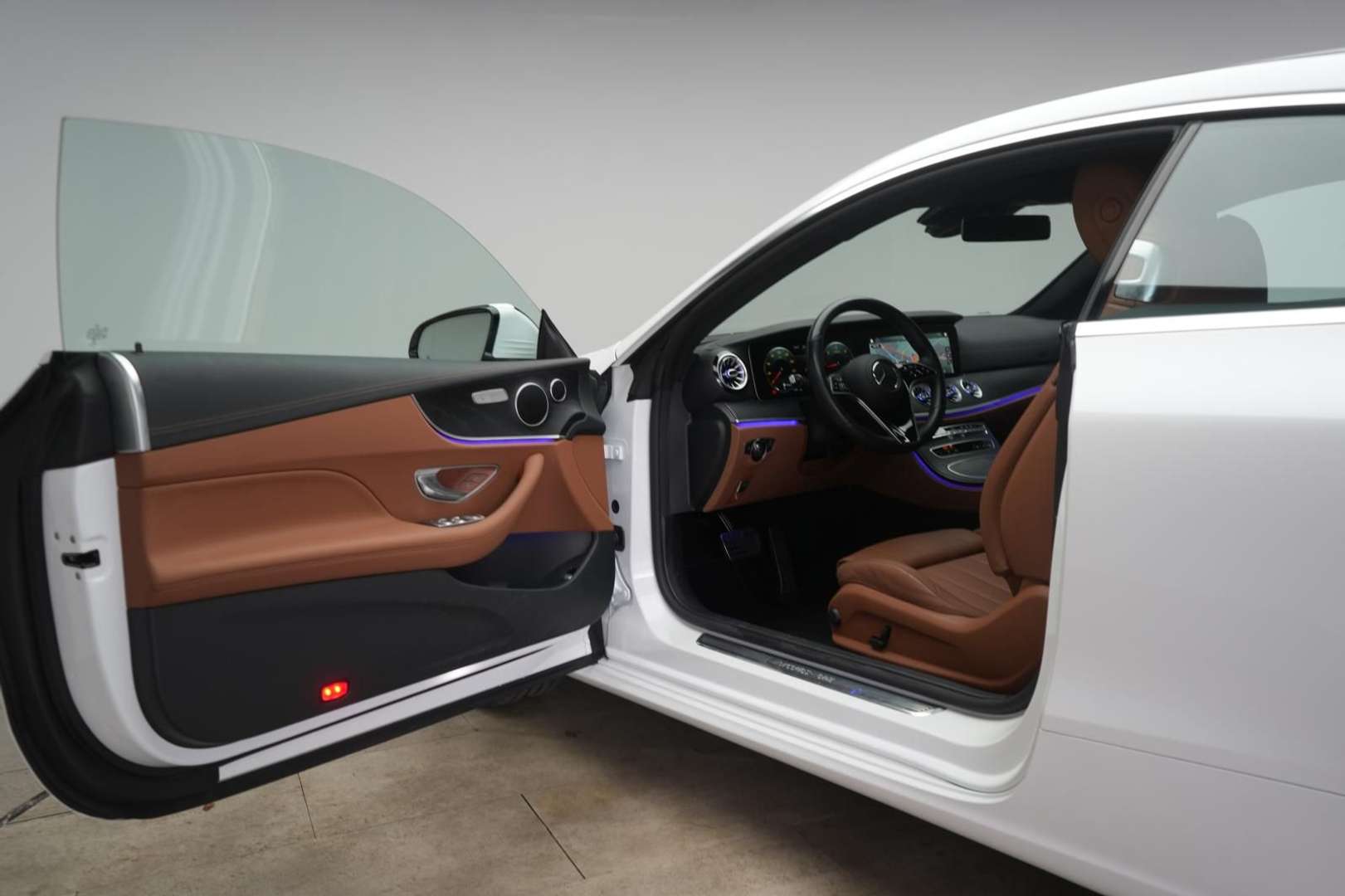 Mercedes Classe E Coupé 220 Avantgarde - 2023 - Joinsteer - #10