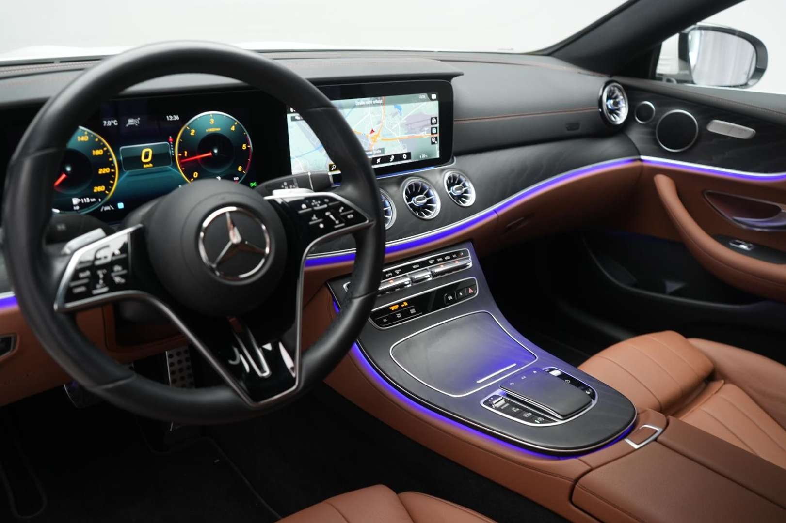 Mercedes Classe E Coupé 220 Avantgarde - 2023 - Joinsteer - #11