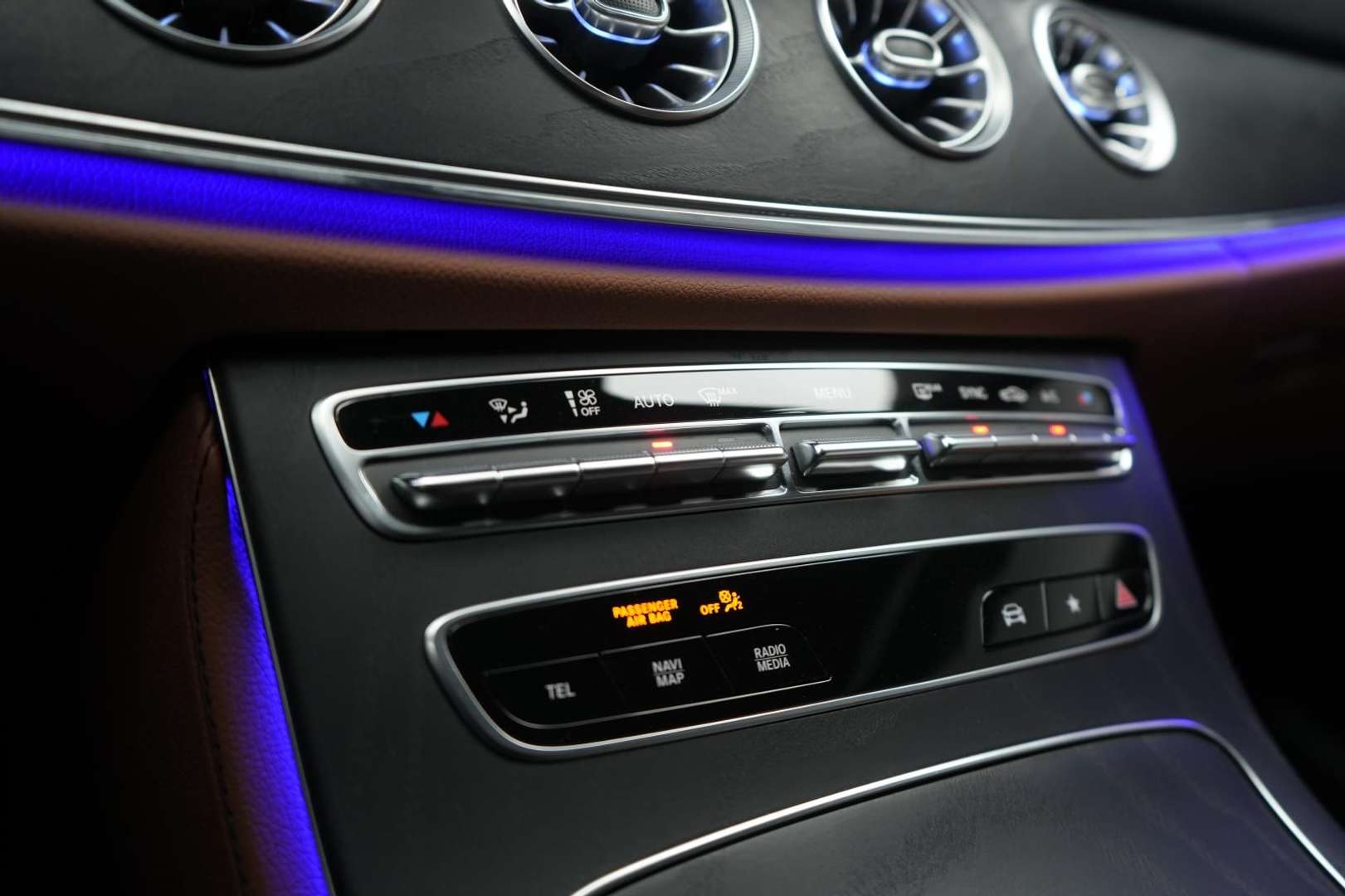 Mercedes Classe E Coupé 220 Avantgarde - 2023 - Joinsteer - #15