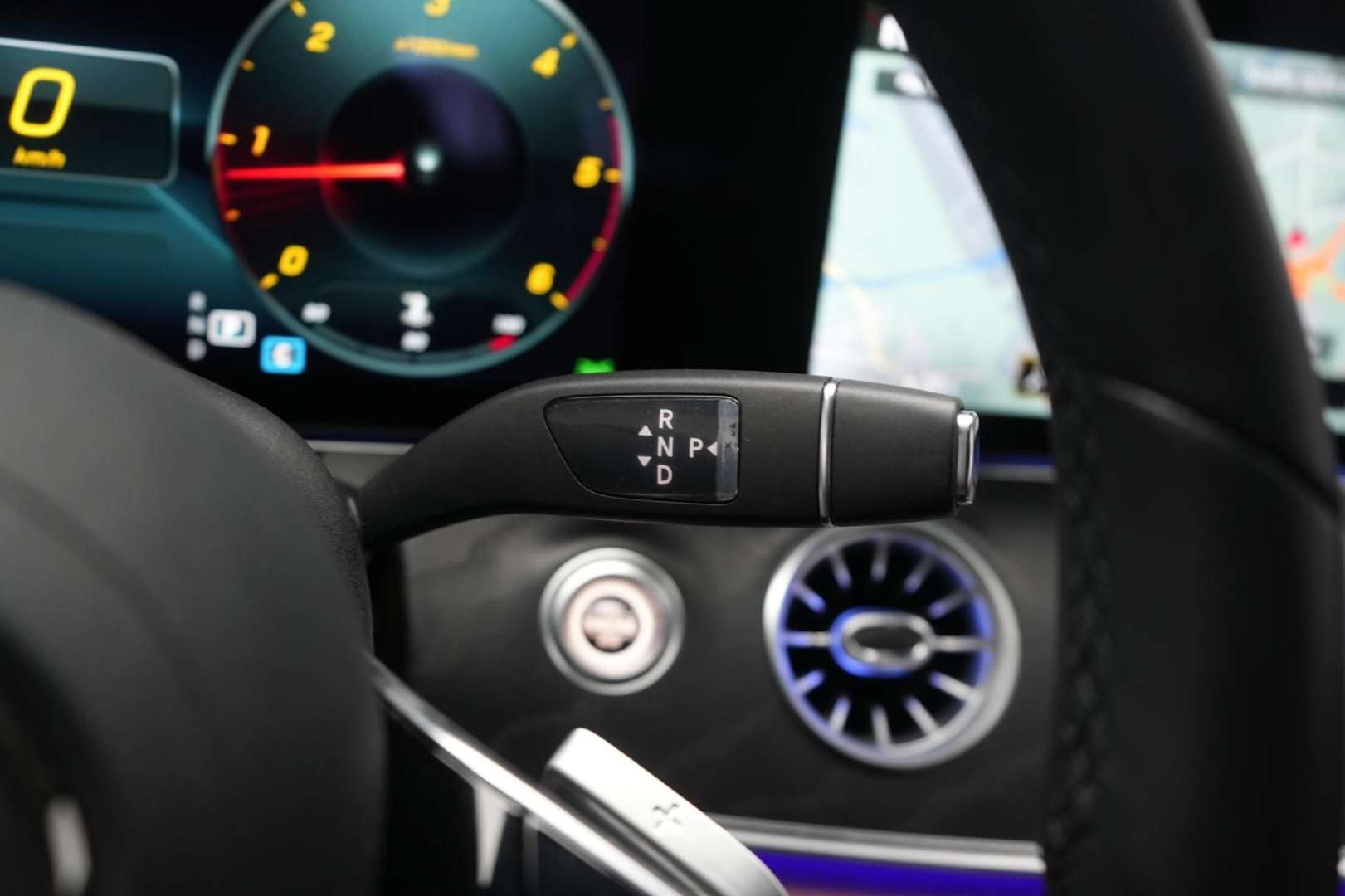 Mercedes Classe E Coupé 220 Avantgarde - 2023 - Joinsteer - #21