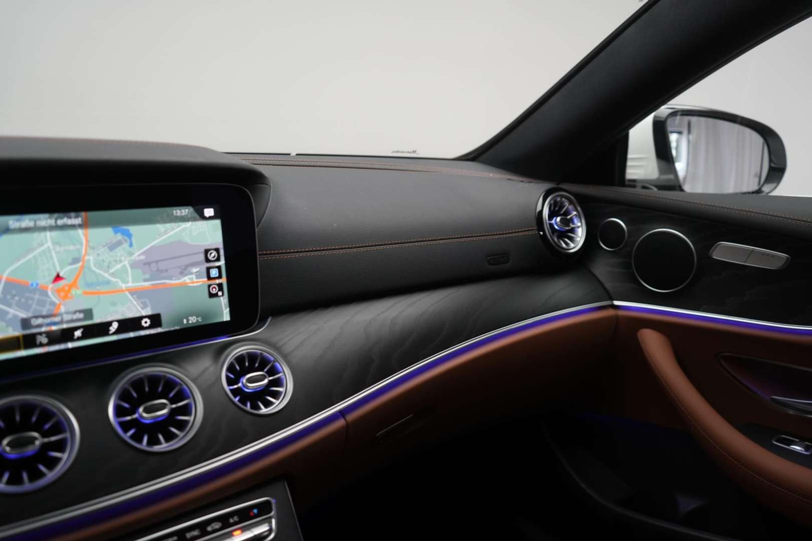 Mercedes Classe E Coupé 220 Avantgarde - 2023 - Joinsteer - #23