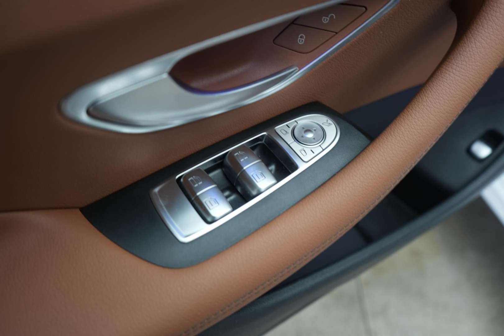 Mercedes Classe E Coupé 220 Avantgarde - 2023 - Joinsteer - #26