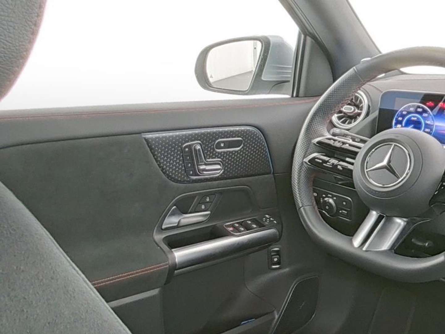 Mercedes EQA 250+ AMG Line - 2025 - Joinsteer - #4