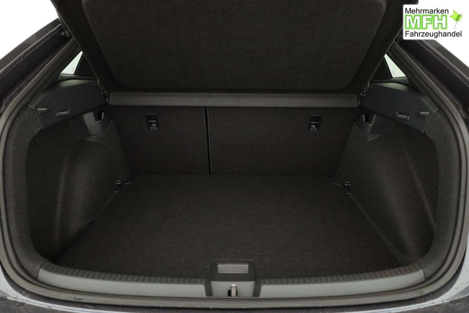 Volkswagen Taigo R-Line - 2026 - Joinsteer - #10