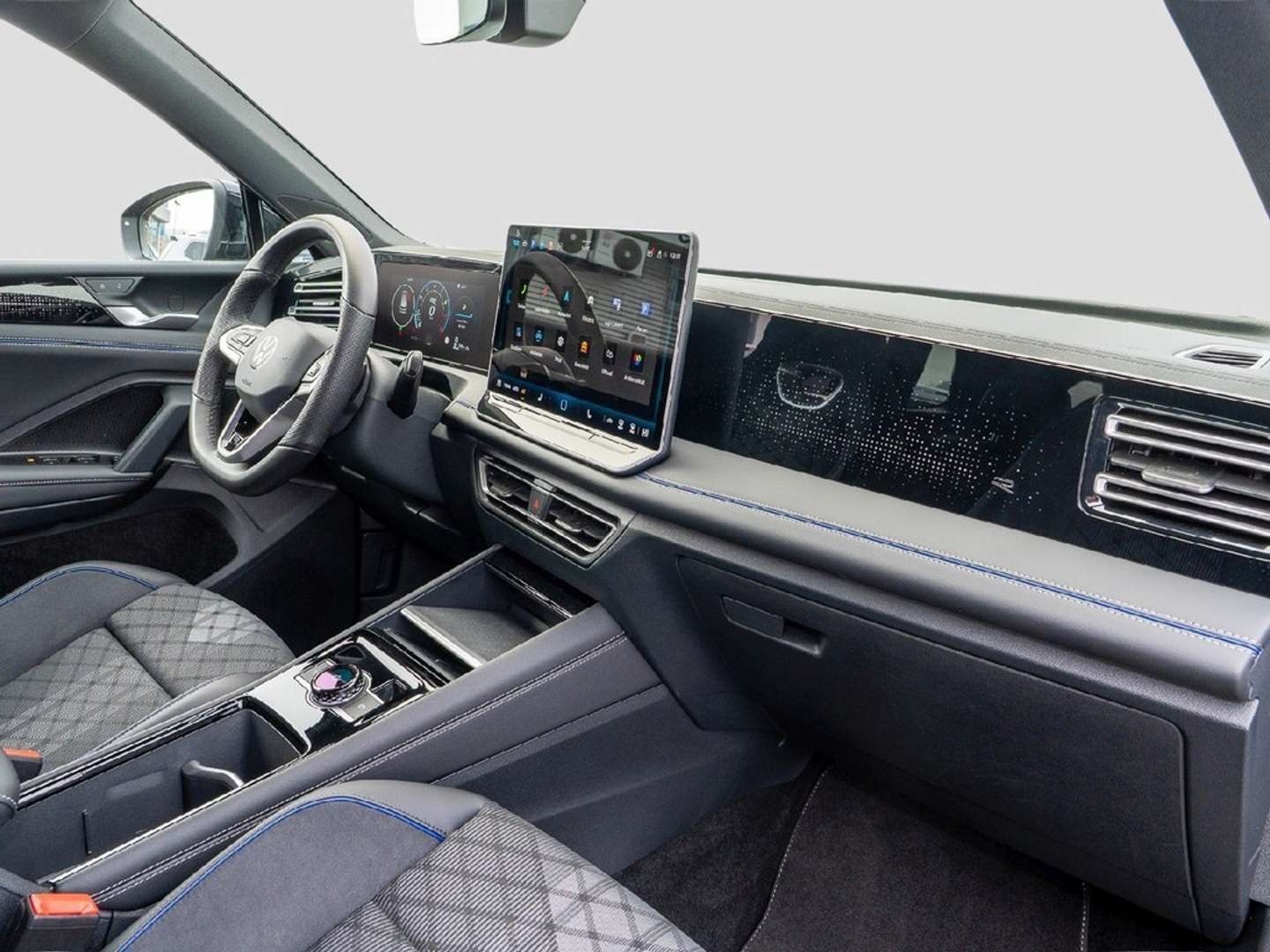 Volkswagen TIGUAN 4Motion R-Line - 2025 - Joinsteer - #7