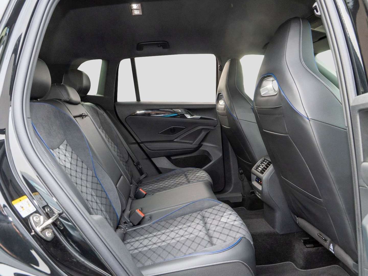 Volkswagen TIGUAN 4Motion R-Line - 2025 - Joinsteer - #9