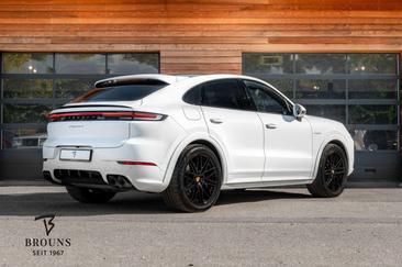 Porsche Cayenne III S — photo 3