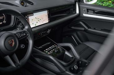 Porsche Cayenne III S — photo 10