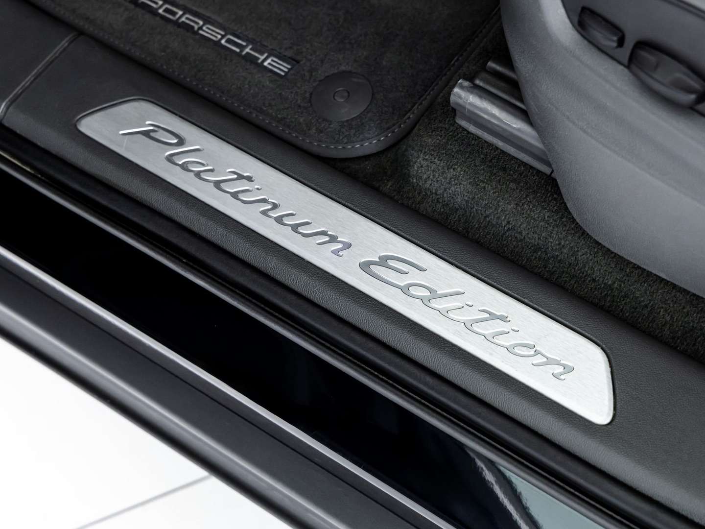 Porsche Cayenne III Turbo Platinum Edition - 2023 - Joinsteer - #12