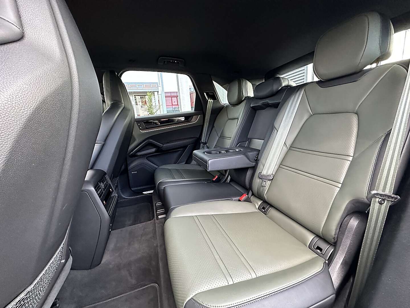 Porsche Cayenne III E-Hybrid - 2024 - Joinsteer - #14