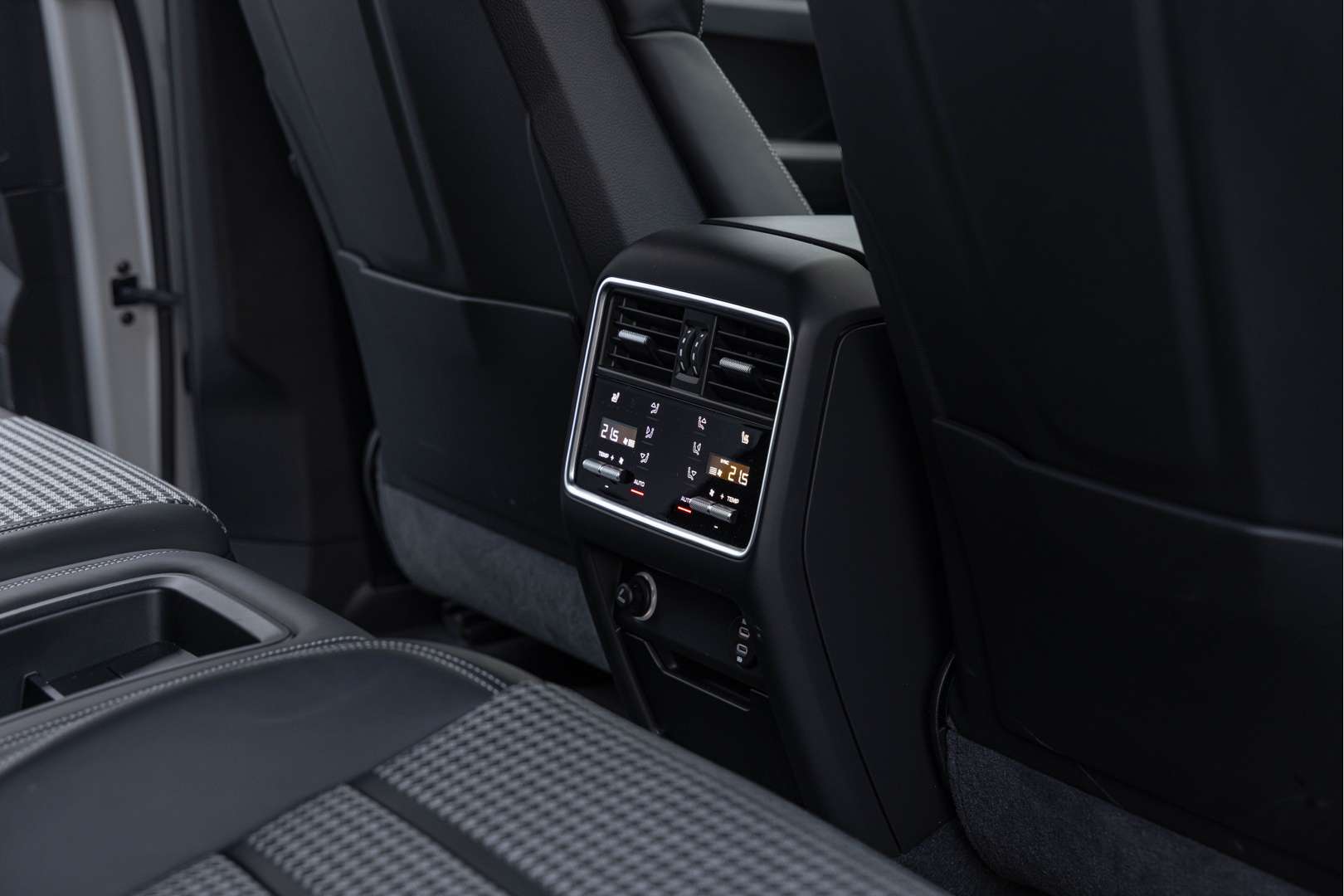 Porsche Cayenne III Turbo S E-Hybrid - 2020 - Joinsteer - #12