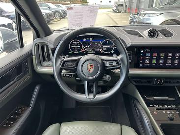 Porsche Cayenne III E-Hybrid — photo 18