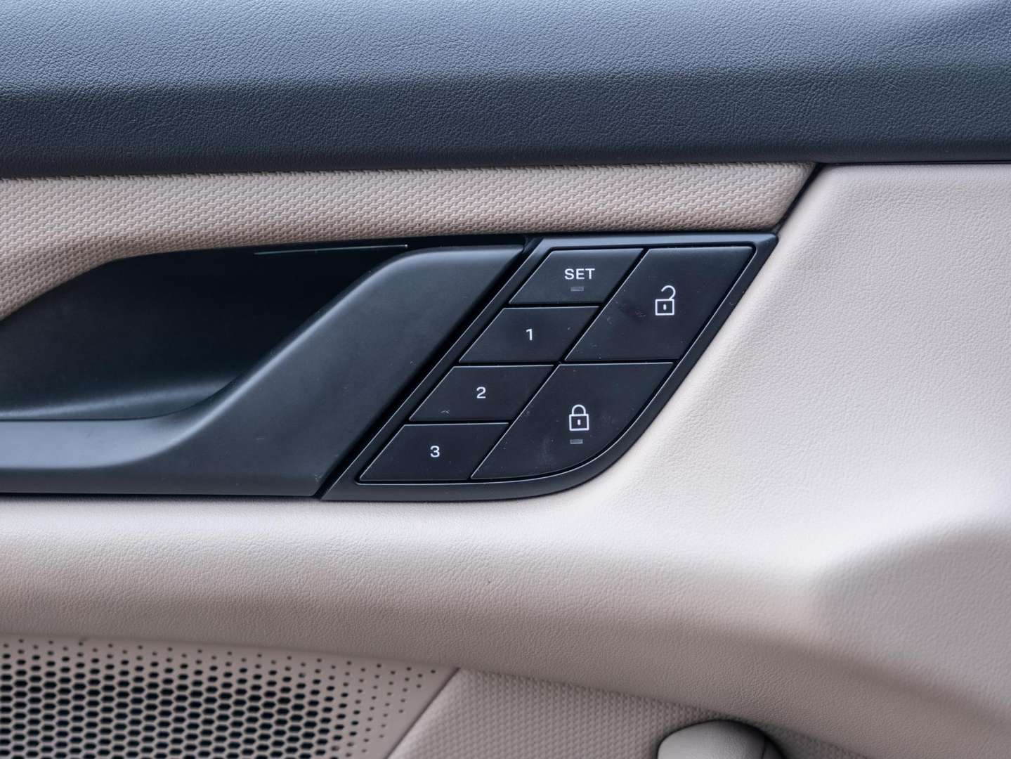 Porsche Taycan - 2022 - Joinsteer - #44