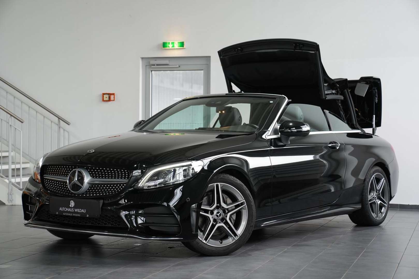 Mercedes Classe C Cabriolet 200 AMG Line - 2019 - Joinsteer - #2