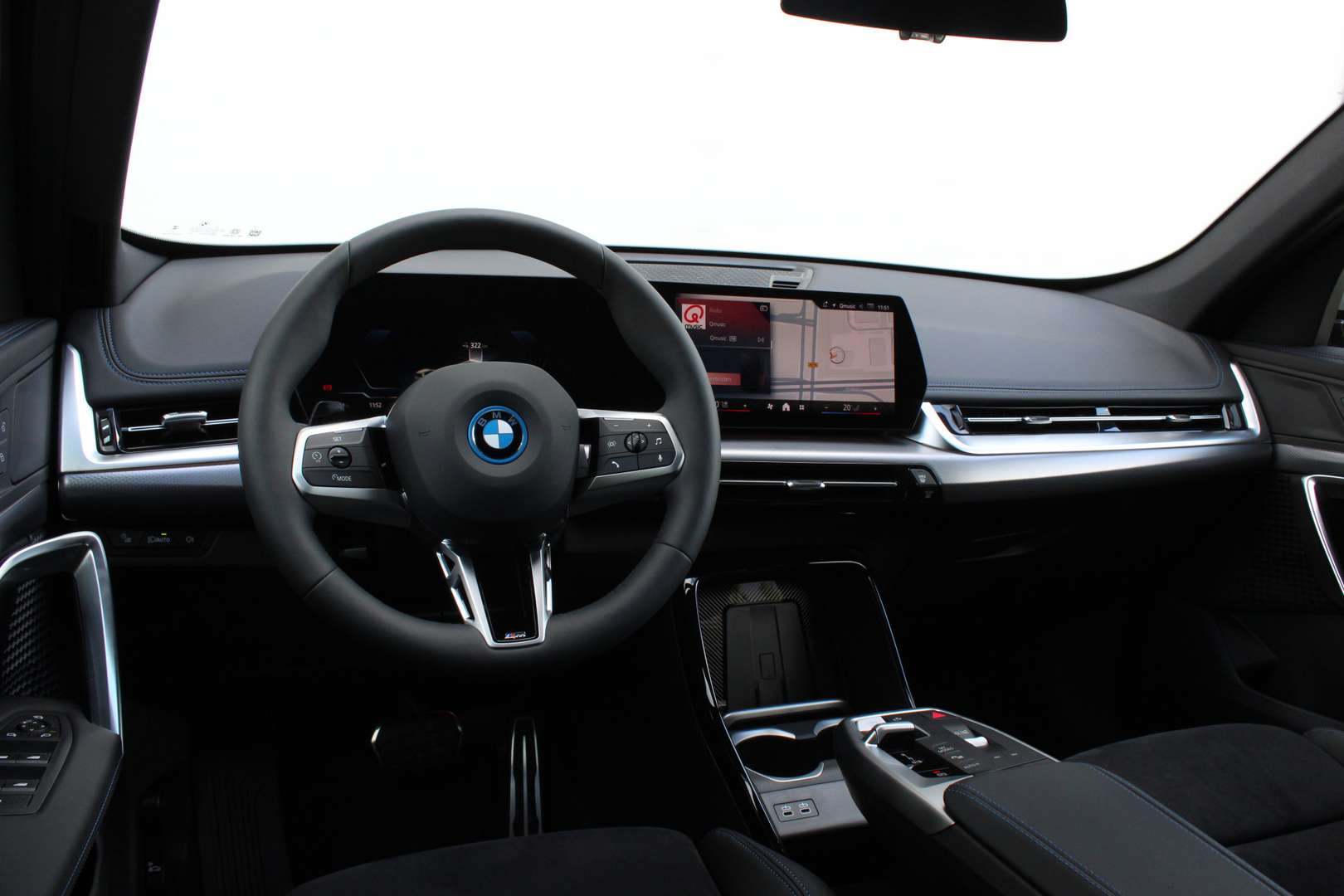 BMW IX1 M Sport EDrive20 - 2024 - Joinsteer - #4