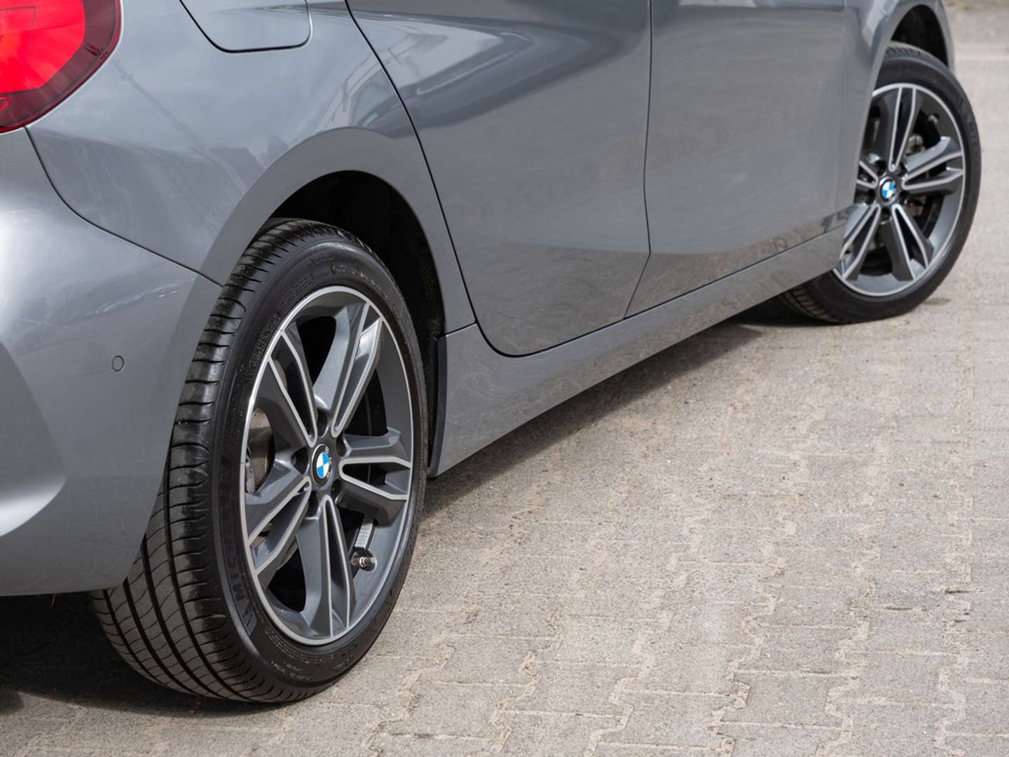 BMW 118i Sport Line 118i - 2023 - Joinsteer - #4