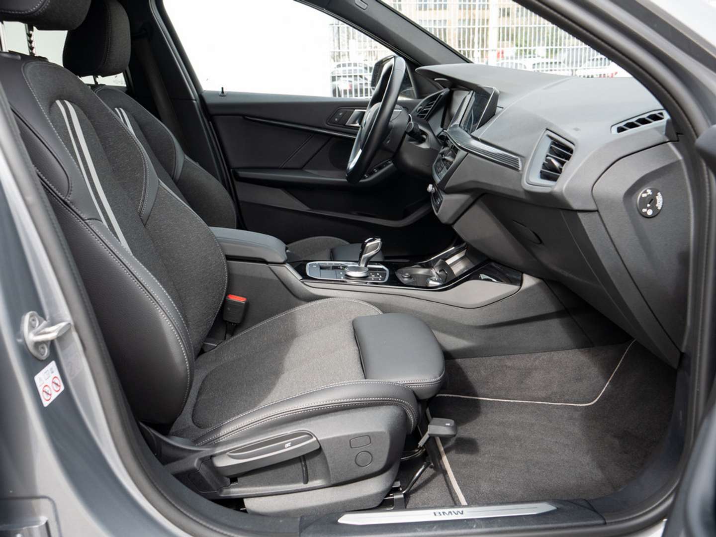 BMW 118i Sport Line 118i - 2023 - Joinsteer - #6