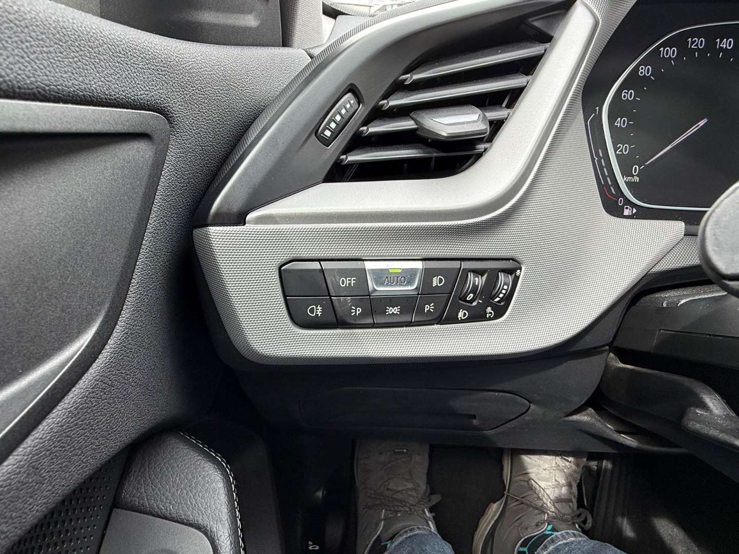 BMW Série 1 Advantage 118 - 2020 - Joinsteer - #25