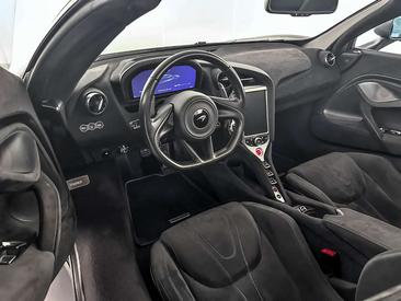 McLaren 720S Spider — photo 11
