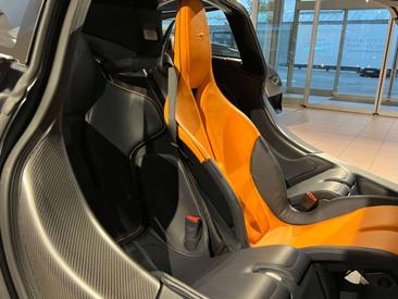 McLaren Speedtail — photo 23