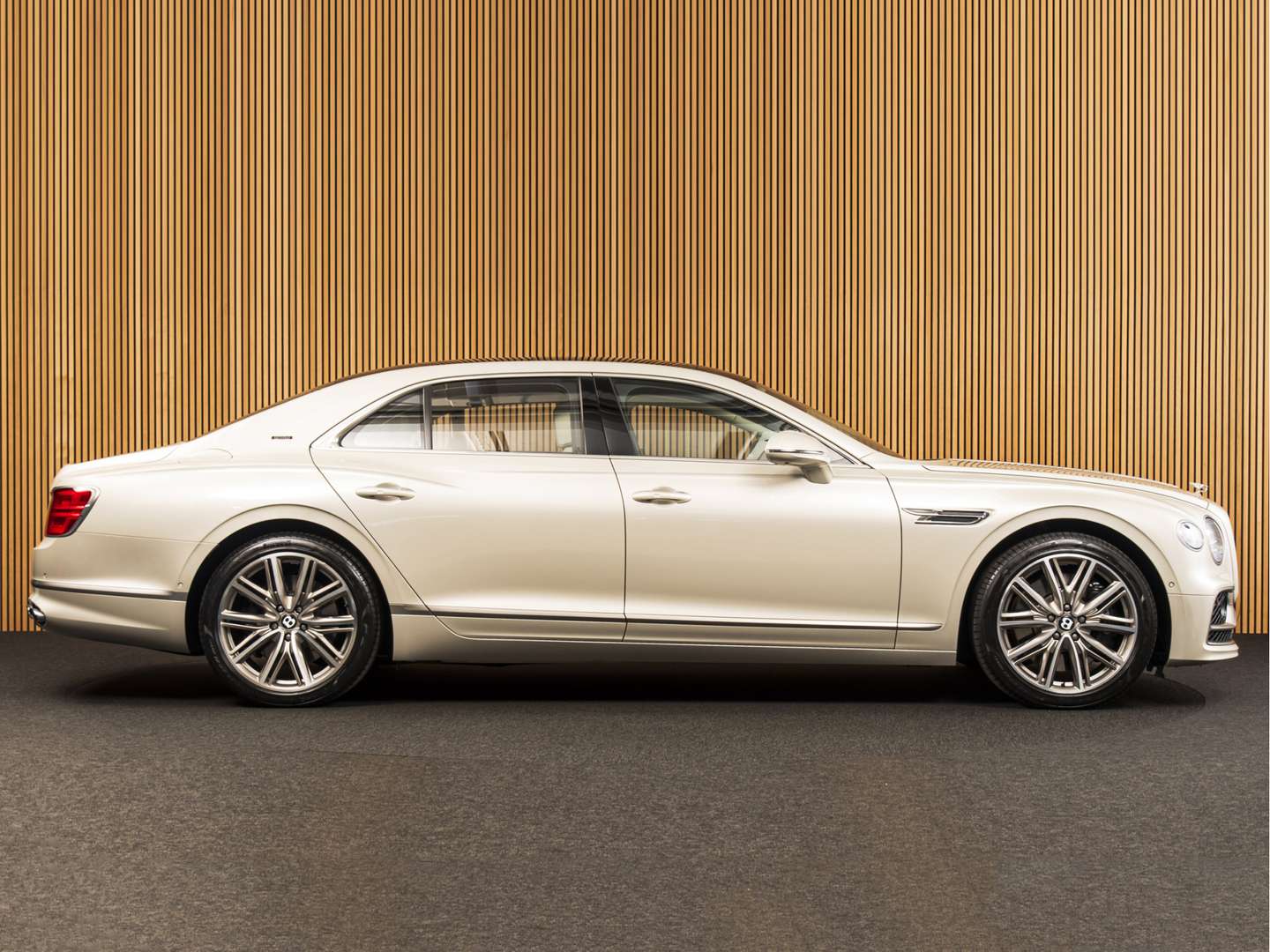 Bentley Flying Spur V6 Hybrid - 2024 - Joinsteer - #6