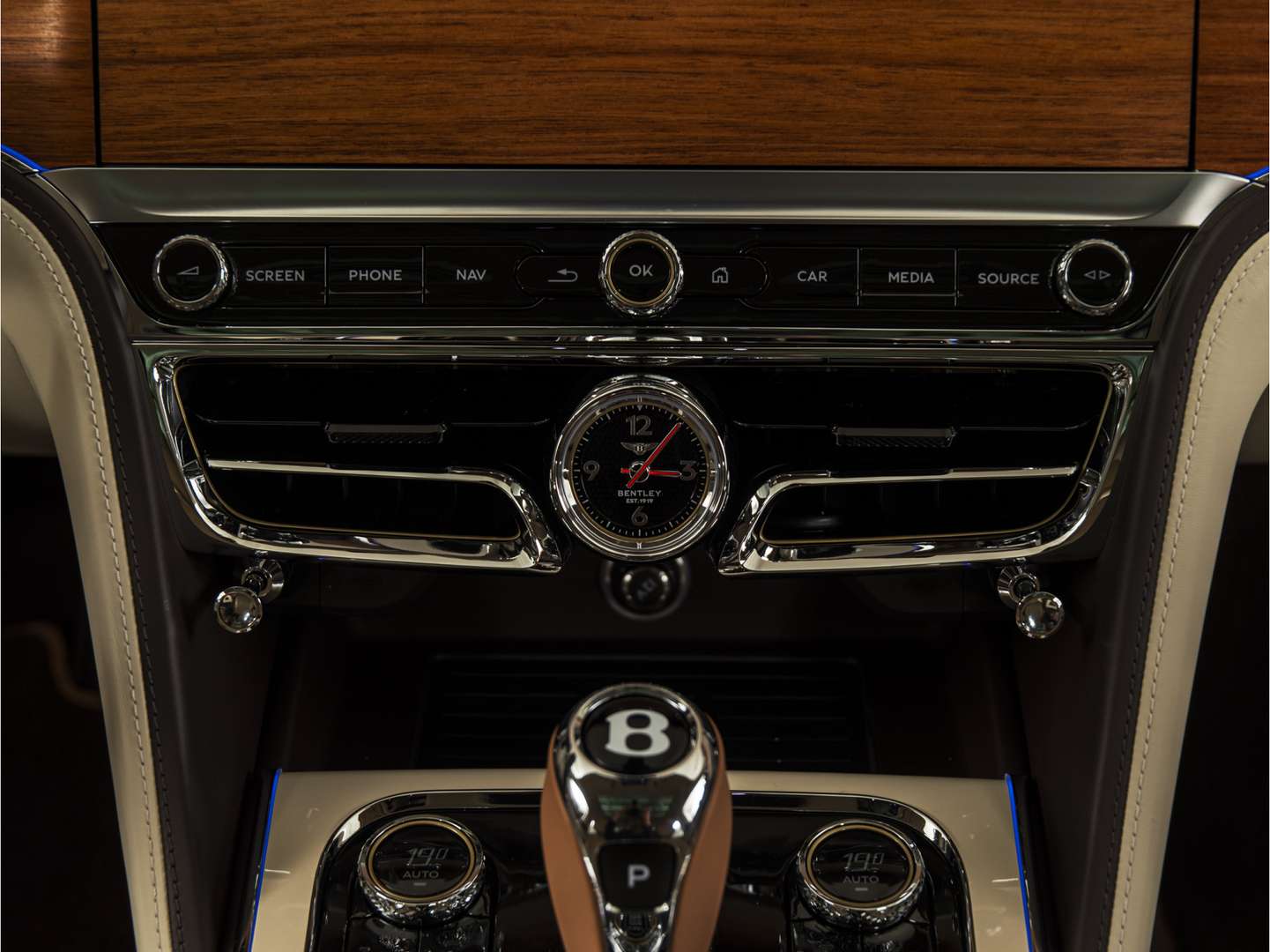 Bentley Flying Spur V6 Hybrid - 2024 - Joinsteer - #24