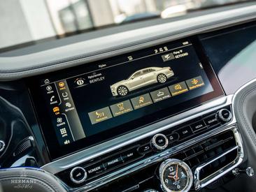 Bentley Flying Spur V8 Mulliner First Edition — photo 28