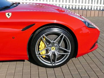 Ferrari California — photo 10