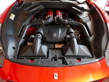 Ferrari California — photo 11