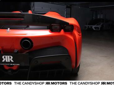 Ferrari SF90 Spider — photo 9