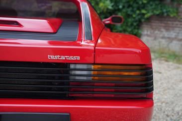 Ferrari Testarossa — photo 12