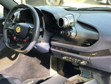Ferrari F8 Tributo — photo 13