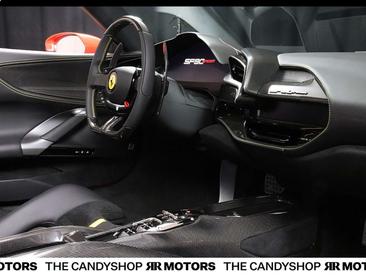 Ferrari SF90 Spider — photo 27