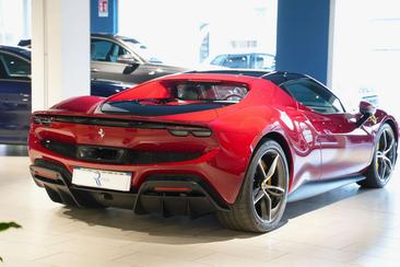 Ferrari 296 GTB — photo 3