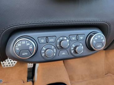 Ferrari 458 Spider — photo 16