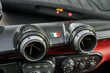 Ferrari LaFerrari — photo 13