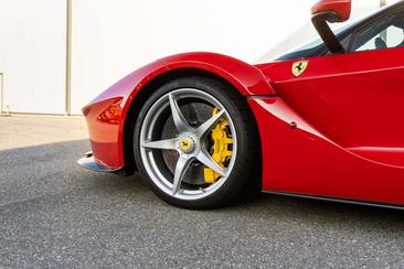 Ferrari LaFerrari — photo 30