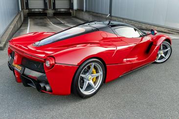 Ferrari LaFerrari — photo 37