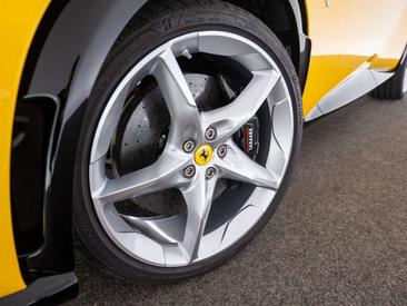 Ferrari Purosangue — photo 41