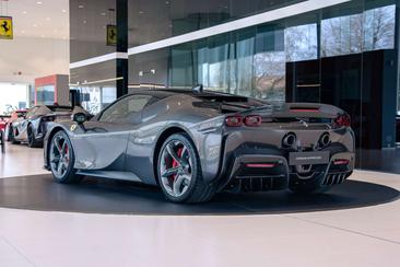 Ferrari SF90 Stradale — photo 5