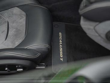 Ferrari GTC4Lusso — photo 47