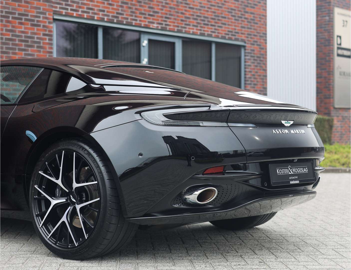 Aston Martin DB12 4.0 V8 - 2025 - Joinsteer - #9