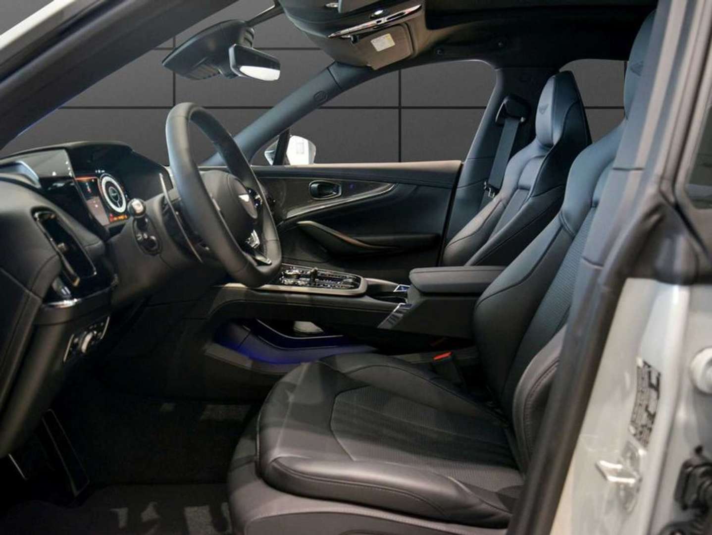 Aston Martin DBX 707 MJ 25 - 2025 - Joinsteer - #10